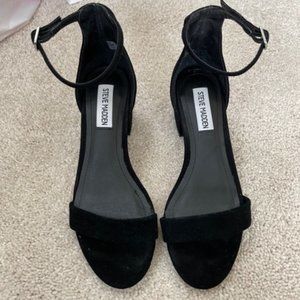 Steve Madden Irenee block heel sandal